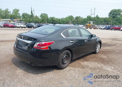 2015 Nissan Altima 2.5/2.5 S/2.5 Sl/2.5 Sv z USA, uszkodzony, nr VIN 1N4AL3APXFC141728